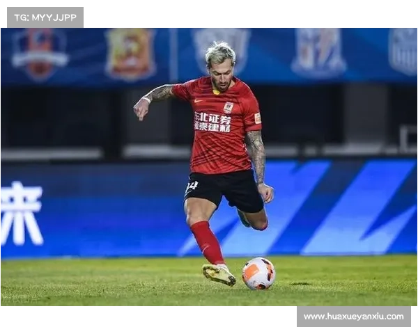 亚泰更衣室冲突事件升级 球员遭三停俱乐部开百万罚单